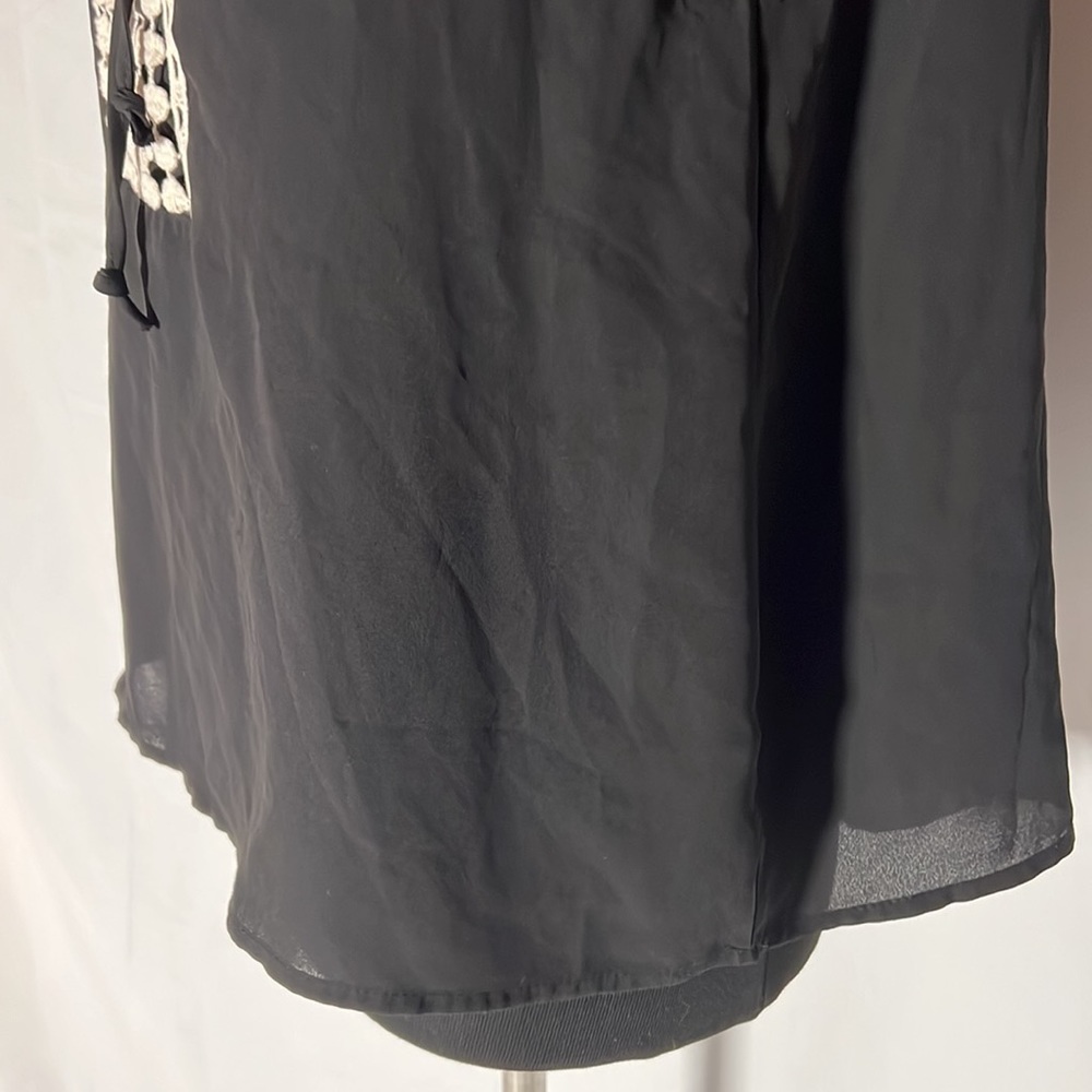 Rue21 Tank Top with Embroidery Detail, size XS - Picture 4 of 16
